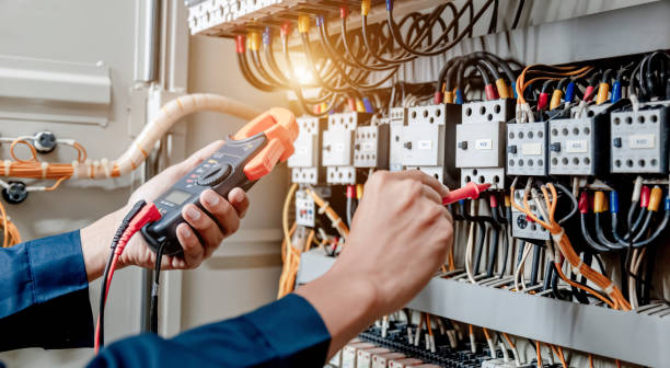Best Emergency Electrician Near Me  in Sumner, IA